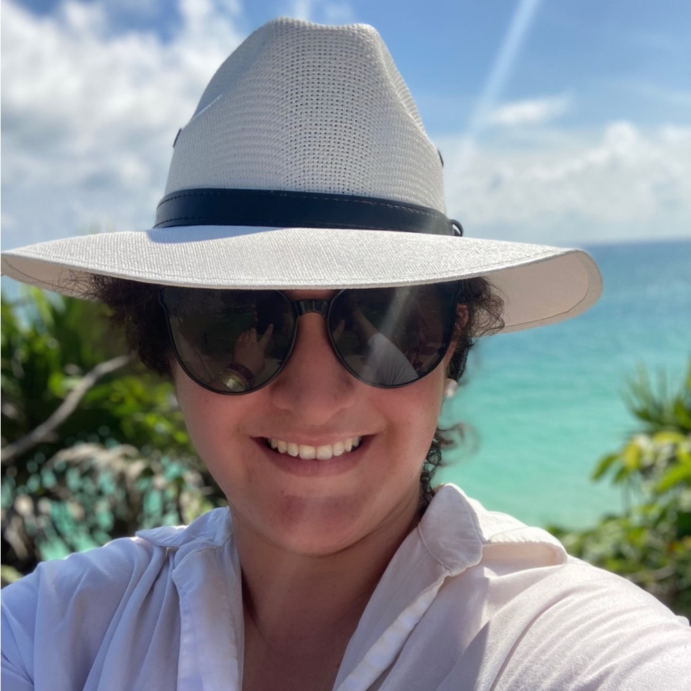 Meet your Posher, Melissa